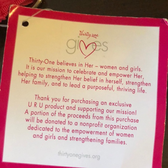 New with tags Thirty -One “Gives” pink key chain - Picture 2 of 4